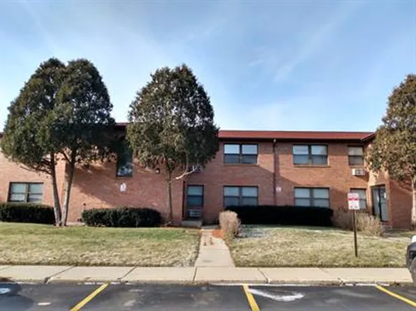 2902 31st St, Zion, IL