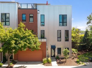 1237 Marcy Plz, Omaha, NE 68108