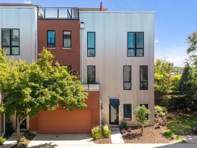 1237 Marcy Plz, Omaha, NE, 68108
