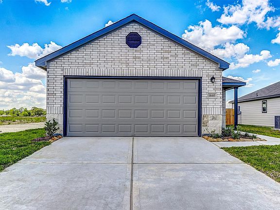 2nd image of 10403 Meadow Saffron Drive