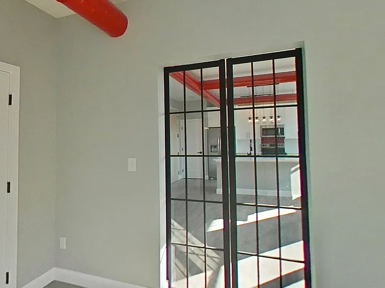 15 Oak St #202 — Photo 8
