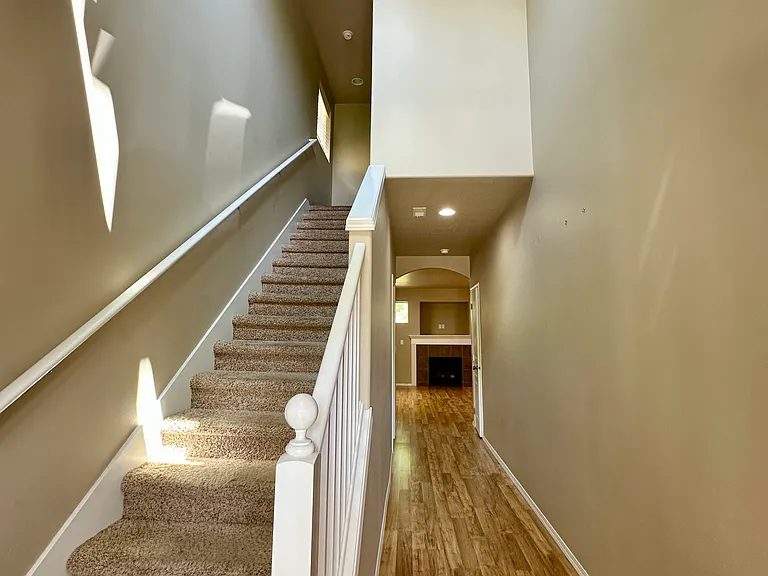61158 Teton Ln — Photo 2