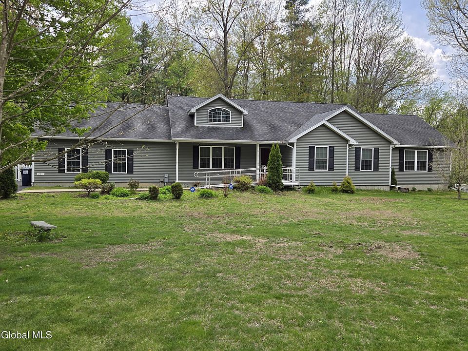 1st image of 235 E Schaghticoke Road