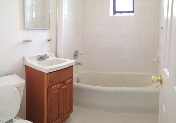 2nd image of 7517 41st Ave APT 6E