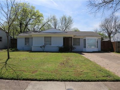2404 El Capitan Dr, Dallas, TX, 75228