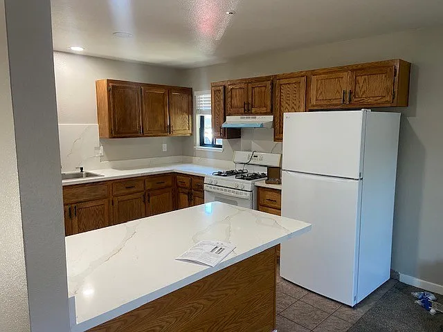 120B Elm St — Photo 11