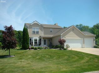 9319 Betsie Dr, Grand Blanc, MI 48439