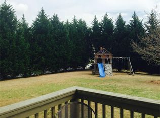 1005 Mountclaire Dr, Cumming, GA 30041