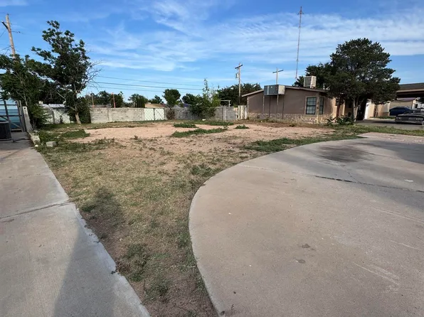 1126 N Gulf St, Hobbs, NM 88240