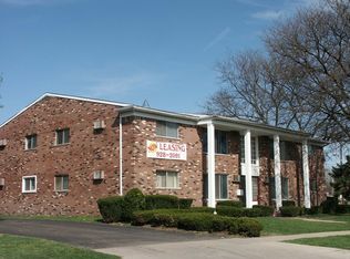808 Montie Rd APT 11, Lincoln Park, MI 48146