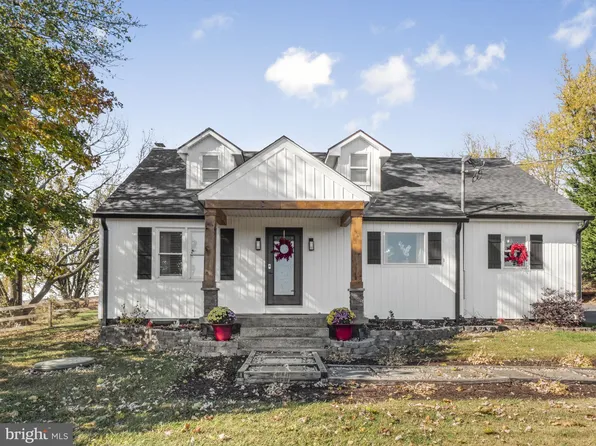 5216 Woodville Rd, Mount Airy, MD 21771