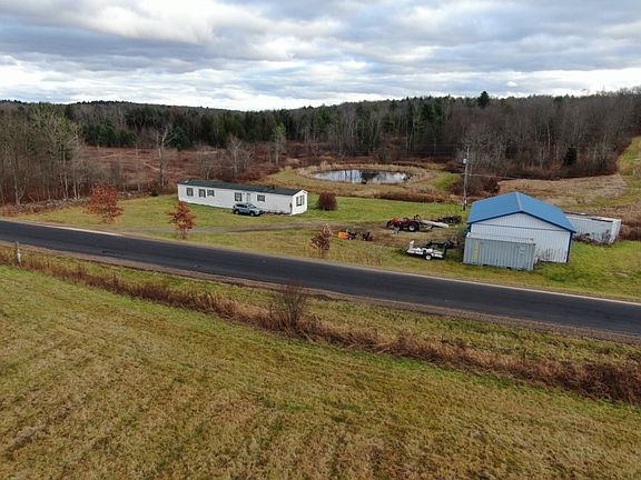 2nd image of 140 Round Pond Rd