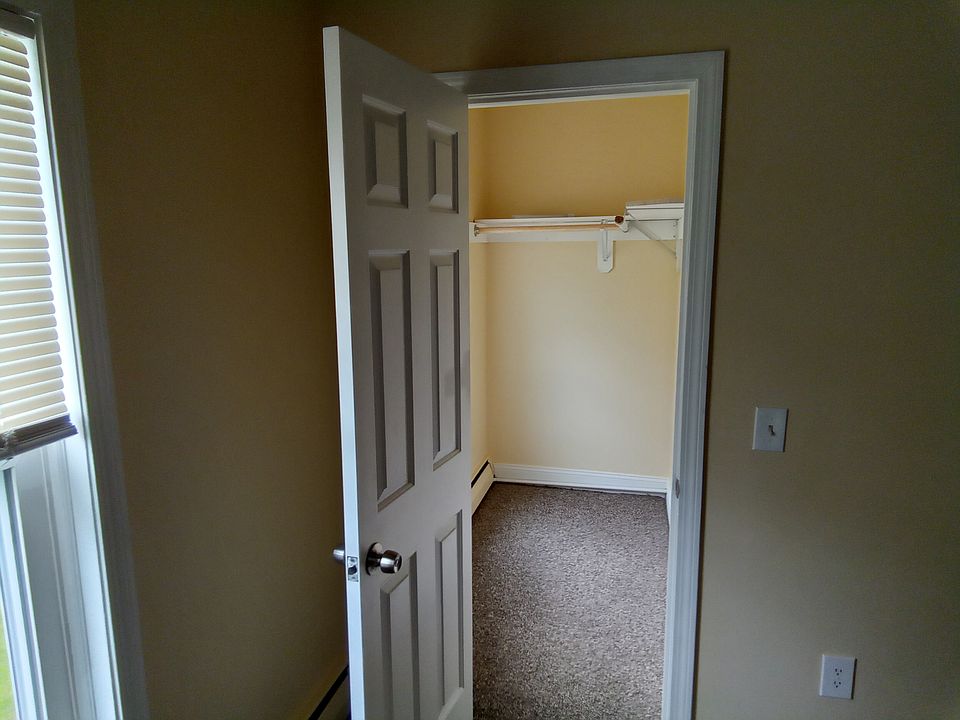 Spacious closet