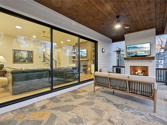 3rd image of 1025 Reed Farm Ln