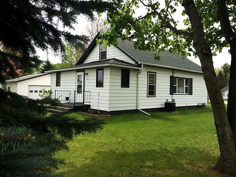 2nd image of 703 S Main St