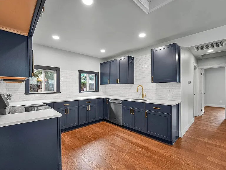 5356 SE 44th Ave — Photo 5
