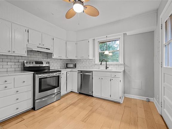 5th image of 2506 Fernwood Dr