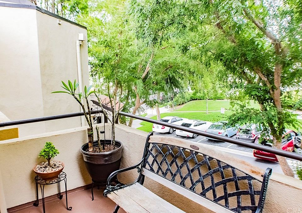 1st image of 13096 Le Parc Unit 64