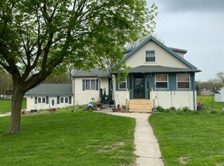 621 S Hooper St, Caro, MI 48723