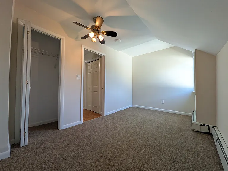 10 S Walnut St — Photo 14