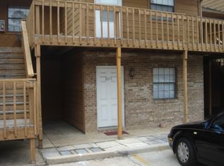 305 Hayden Rd #D, Tallahassee, FL 32304