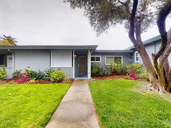 3rd image of 2845 Santa Paula Ct #2845