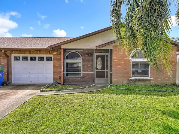 404 Sandpiper Ct, Edgewater, FL 32141