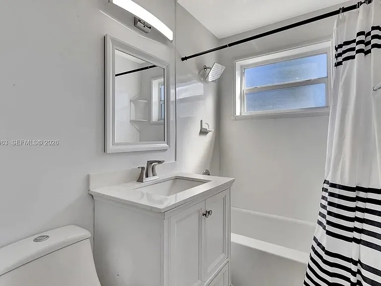 1008 Elm Rd #1 — Photo 8