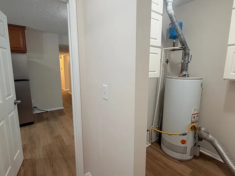 705 Lakecrest Ave — Photo 41