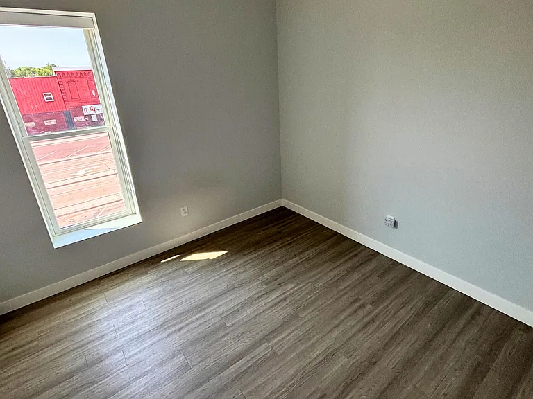 800 Iowa Ave — Photo 7