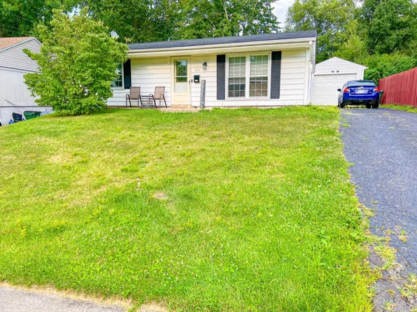 3989 Woodsong Dr, Cincinnati, OH 45251