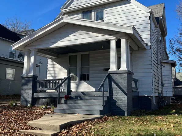 701 S. Center, 701 S Center St #1, Bloomington, IL 61701