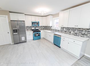 44 Dekker Ct, Brick, NJ 08724