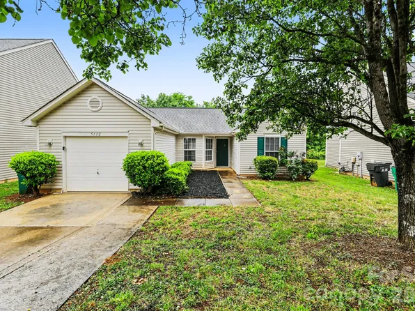 5132 Deerton Rd, Charlotte, NC 28269