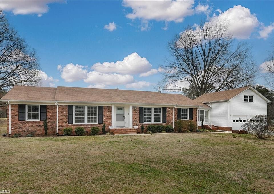1511 Scalesville Rd, Summerfield, NC 27358 Zillow