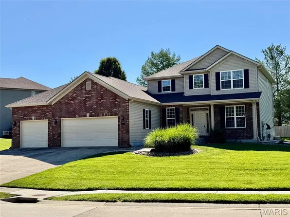 2002 Butler Blvd, Edwardsville, IL 62025
