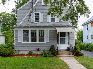 124 Sylvan St, Springfield, MA 01108