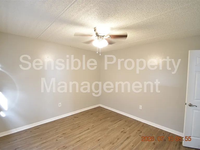 306 Danube Ave #1 — Photo 27