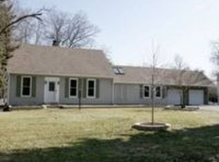 5441 Elinor Ave, Downers Grove, IL 60515