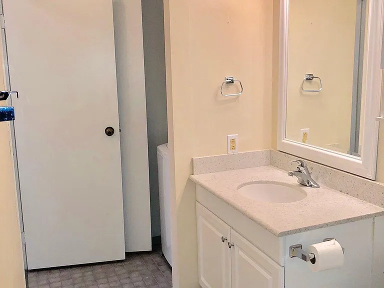 1660 N Prospect Ave #18 — Photo 19