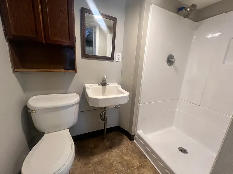 32 N East St #1 — Photo 4
