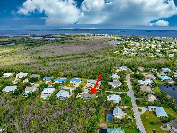 5th image of 1380 Albatross Rd
