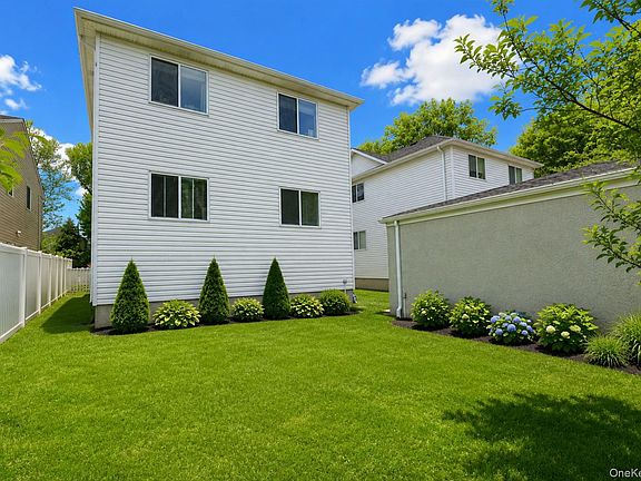 3rd image of 172 Mac Gregor Street