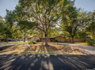 13303 Flying West Trl, Helotes, TX 78023