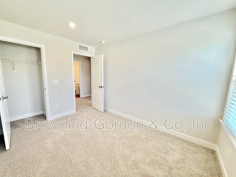 321 Brightsmith Ln #A — Photo 13
