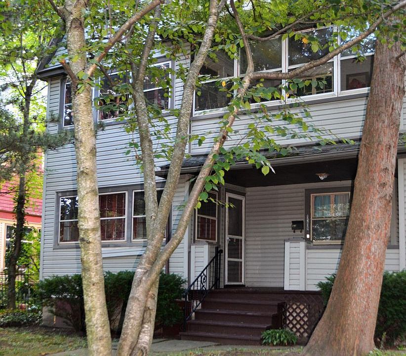 1st image of 1319-21 W 111th St #3