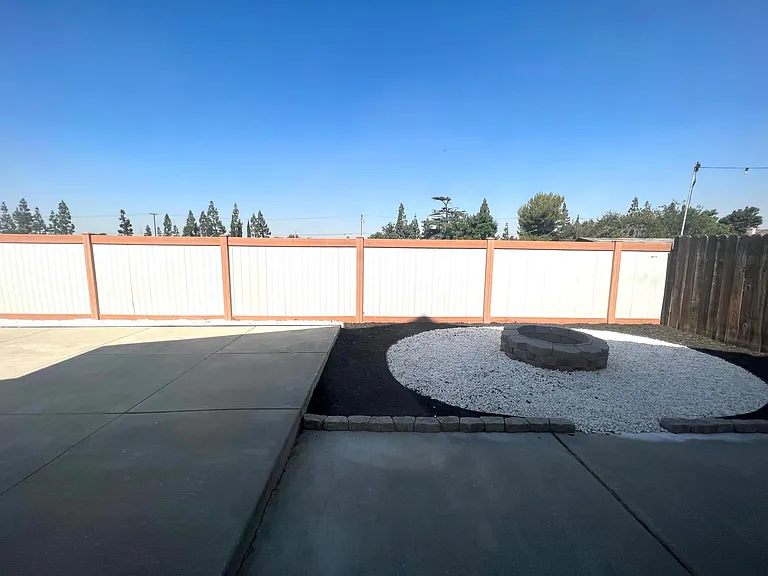 2770 Rippling Brook Pl — Photo 18