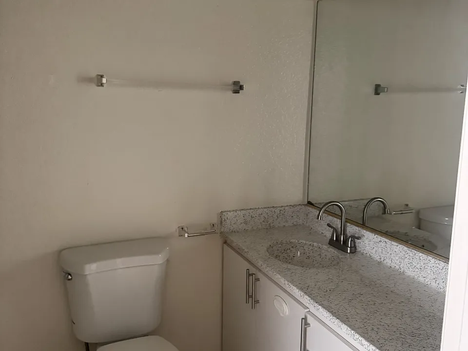 4029 W Broadway #9