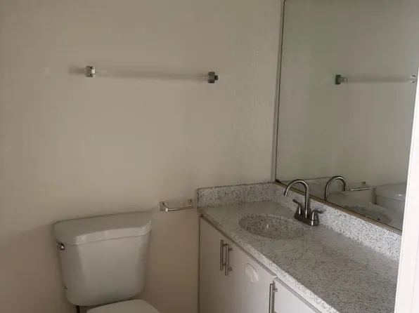 4029 W Broadway #9, Hawthorne, CA 90250