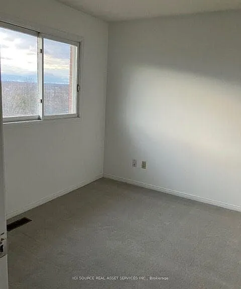 42 Coe Dr — Photo 13